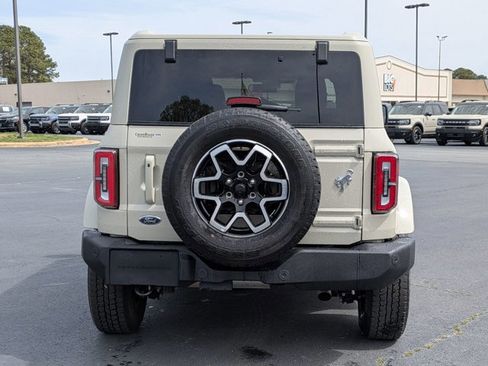 Certified 2025 Ford Bronco Outer Banks AWD/4WD image 3
