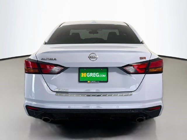 Used 2023 Nissan Altima 2.5 SR FWD image 8