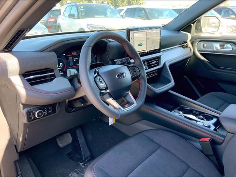 New 2026 Ford Explorer ST image 8