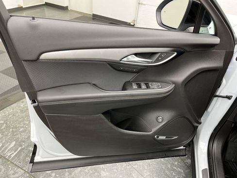 Used 2026 Buick Envision Sport Touring AWD/4WD image 8