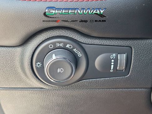 Used 2023 Dodge Durango GT AWD/4WD image 13