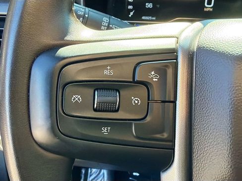 Used 2024 GMC Yukon SLT image 39