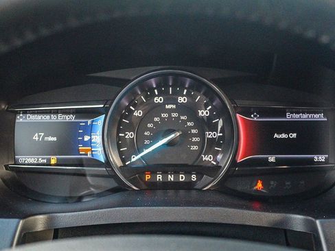 Used 2017 Ford Explorer XLT w/ Equipment Group 202A image 25