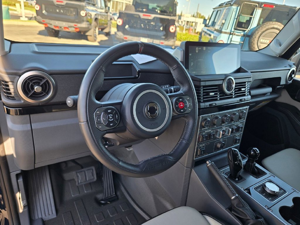 Used 2025 INEOS Grenadier Station Wagon AWD/4WD image 9