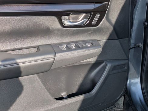 Used 2025 Honda CR-V EX-L image 15