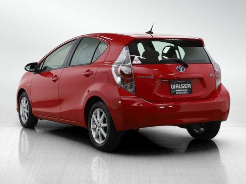 Used 2014 Toyota Prius C Three image 3