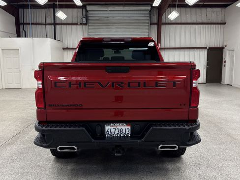 Used 2021 Chevrolet Silverado 1500 LT Trail Boss w/ LPO, Dark Essentials Package image 24