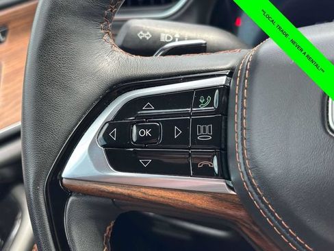 Used 2023 Jeep Grand Cherokee L Summit w/ Rear Seat Video Group I AWD/4WD image 16