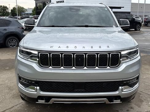Used 2023 Jeep Wagoneer Series III w/ Premium Group I AWD/4WD image 14