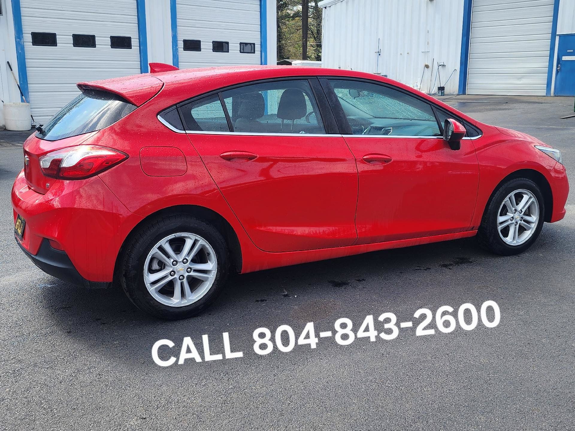 Used 2018 Chevrolet Cruze LT FWD image 4
