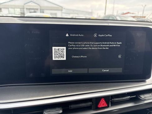 Used 2025 Kia Sorento LX image 18