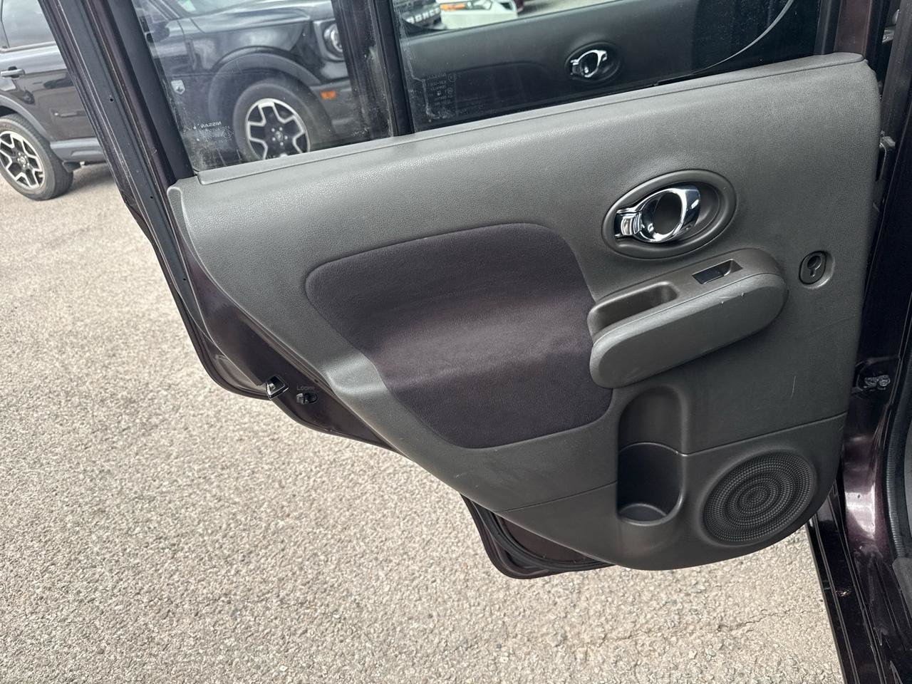 Used 2011 Nissan Cube 1.8 S w/ Interior Designer Pkg FWD image 14