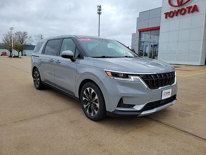 Used 2024 Kia Carnival EX