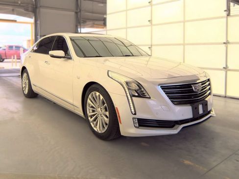 Used 2017 Cadillac CT6 Premium Luxury RWD image 3