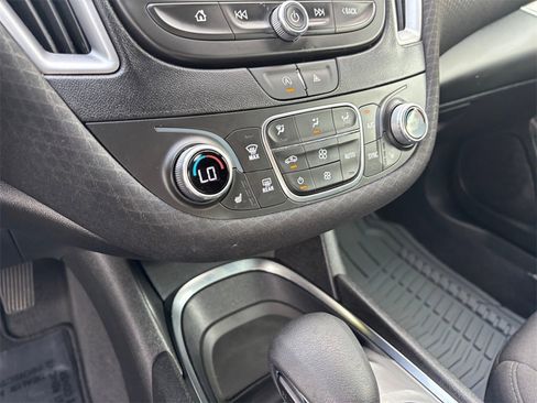 Certified 2024 Chevrolet Malibu LT image 20