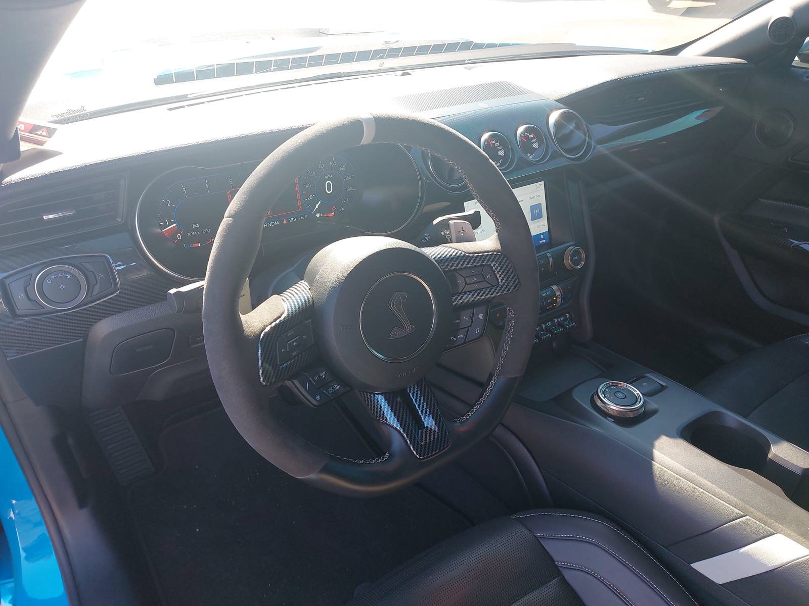 Used 2022 Ford Mustang Shelby GT500 w/ Technology Package RWD image 15