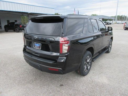 Used 2021 Chevrolet Tahoe Z71 w/ Z71 Signature Package AWD/4WD image 5