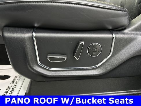 Used 2020 Ford Expedition Platinum image 10