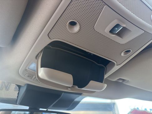 Used 2020 Ford F150 Lariat w/ Equipment Group 502A Luxury image 32