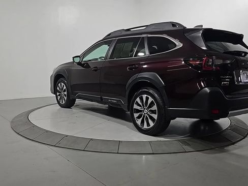 Used 2024 Subaru Outback Limited XT AWD/4WD image 3
