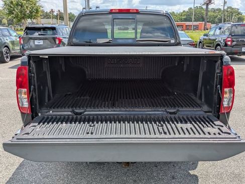 Used 2016 Nissan Frontier SV AWD/4WD image 13