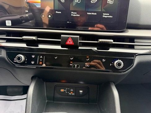 New 2026 Kia Sportage X-Line AWD/4WD image 13
