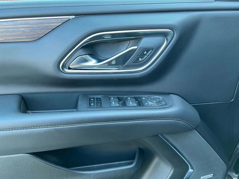 Used 2023 Chevrolet Tahoe High Country image 15