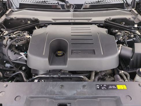 Used 2023 Land Rover Defender 110 X-Dynamic SE image 14