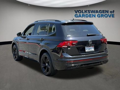 Used 2023 Volkswagen Tiguan SE R-Line FWD image 5