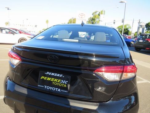 Certified 2024 Toyota Corolla SE image 12