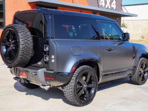 Used 2023 Land Rover Defender 90 V8 image 7