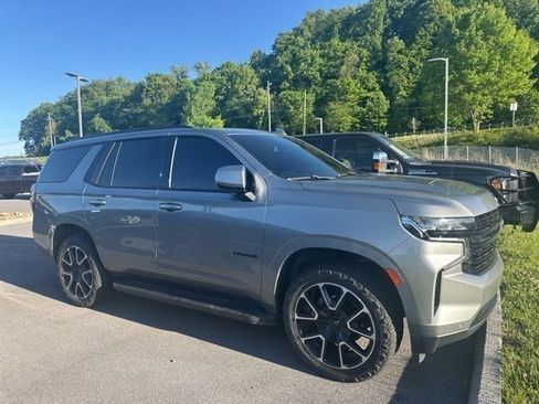 Used 2023 Chevrolet Tahoe RST w/ Luxury Package AWD/4WD image 3