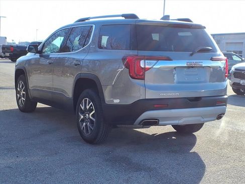 Used 2023 GMC Acadia SLE w/ Driver Convenience Package image 5