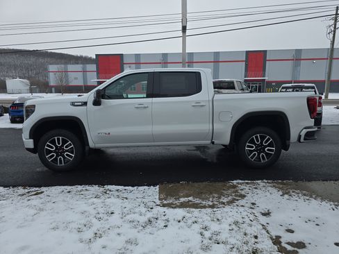 New 2026 GMC Sierra 1500 AT4 w/ Technology Package image 6