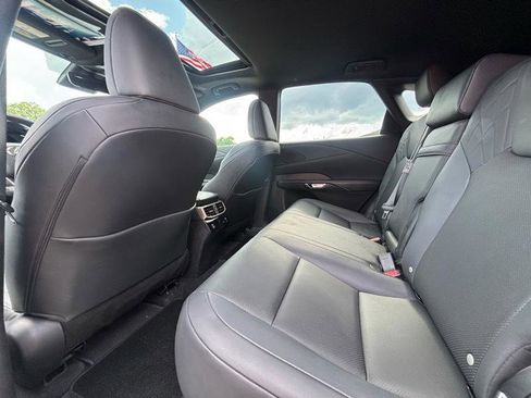 Used 2025 Lexus RX 350h w/ Accessory Package (Z1) AWD/4WD image 38