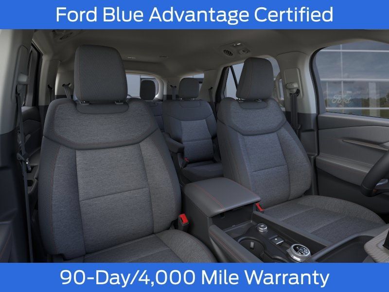 Used 2026 Ford Explorer Active AWD/4WD image 11