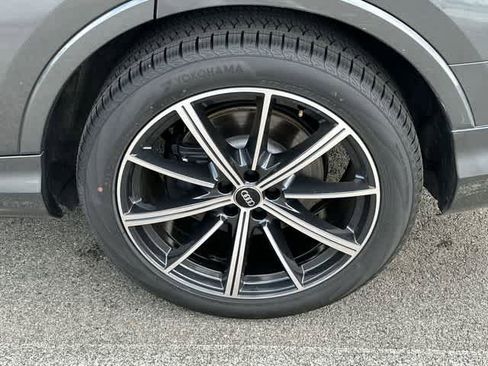 Used 2021 Audi SQ7 Prestige AWD/4WD image 5