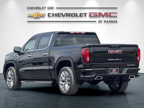 New 2026 GMC Sierra 1500 Denali w/ Denali Reserve Package AWD/4WD image 5