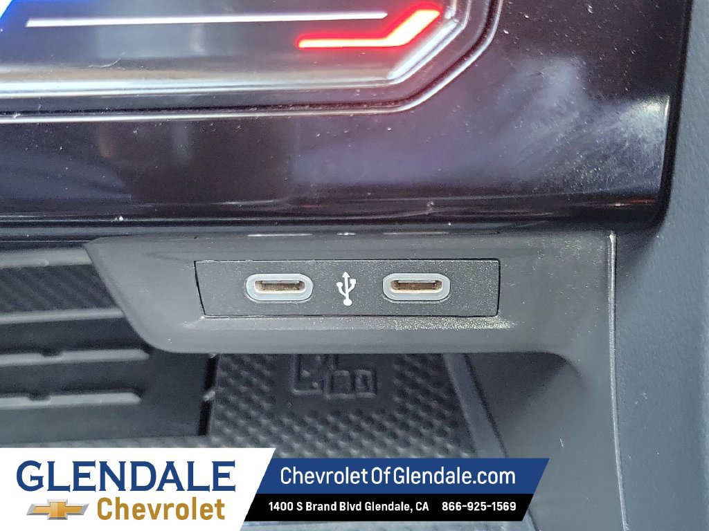 Used 2025 Volkswagen Jetta SE FWD image 20