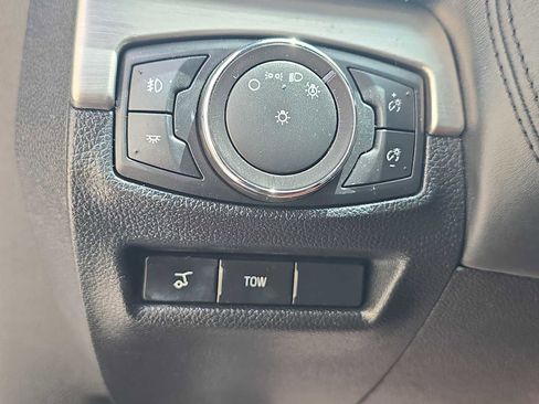 Used 2017 Ford Explorer Platinum AWD/4WD image 28