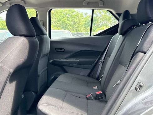 New 2025 Nissan Kicks Play S image 9