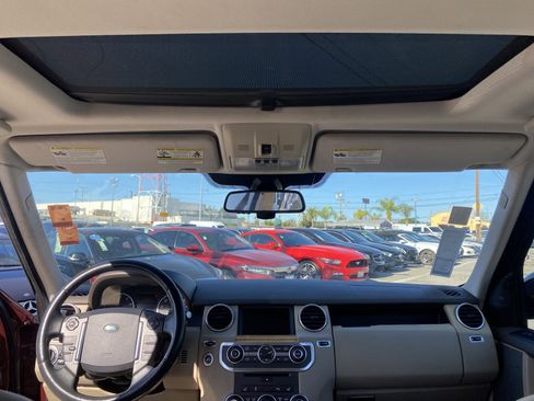 Used 2016 Land Rover LR4 HSE Silver Edition image 22