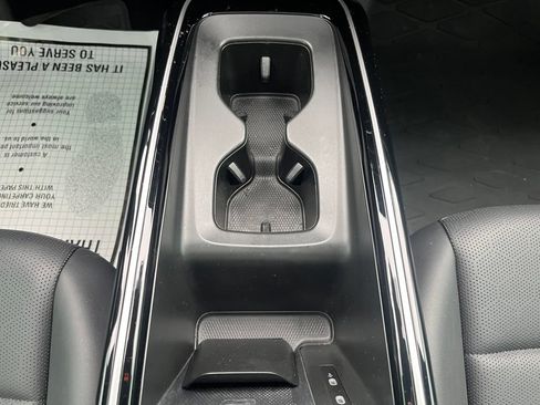 Certified 2023 Volkswagen ID.4 Pro S Plus AWD/4WD image 14