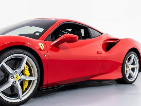 Certified 2022 Ferrari F8 Tributo image 30