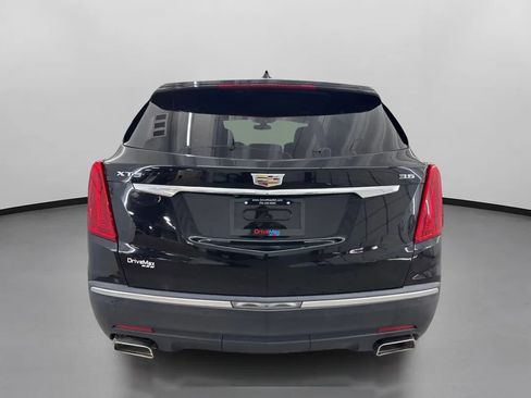Used 2017 Cadillac XT5 Luxury FWD image 8