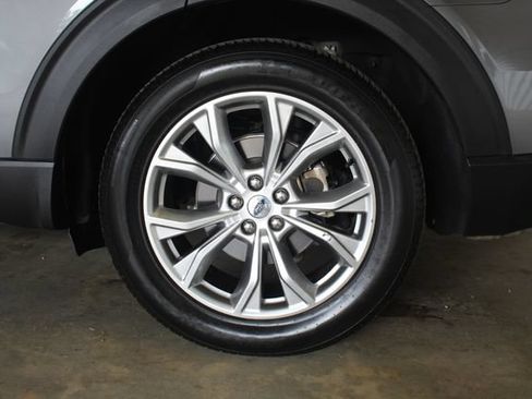 Used 2021 Ford Explorer XLT w/ Equipment Group 202A RWD image 29