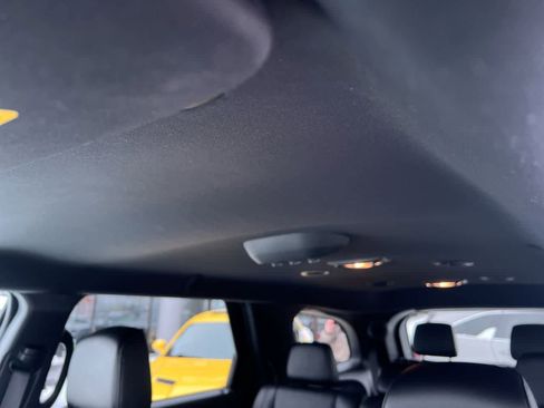 Used 2022 Dodge Durango R/T image 22