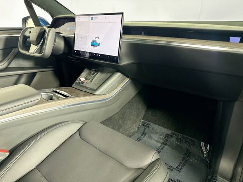 Used 2022 Tesla Model X Plaid AWD/4WD image 32