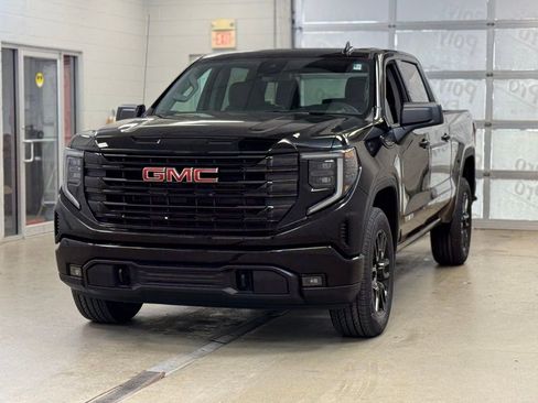 New 2026 GMC Sierra 1500 Elevation image 3