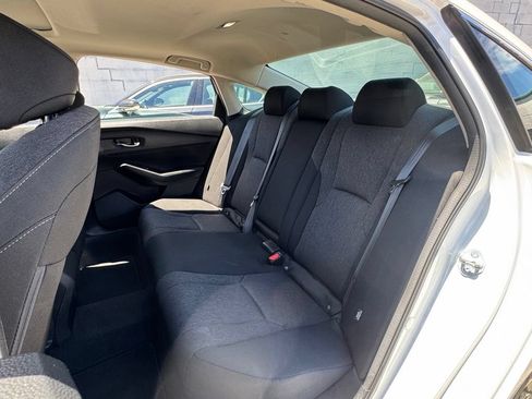 Used 2023 Honda Accord EX image 12